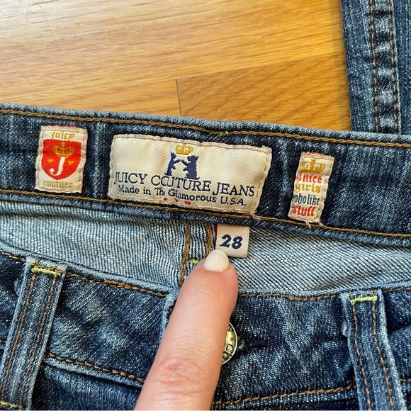 Juicy Couture Medium Wash Low Rise Flare Jeans - Picture 4 of 5